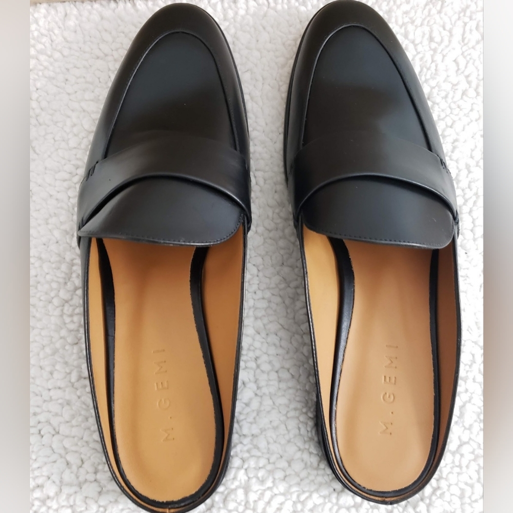 M. Gemi black loafer slide on